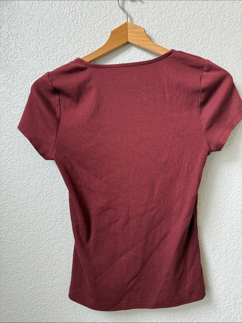 Old Navy Square Neck Short Sleeve Shirt Cropped Red Maroon size Medium - Picture 6 of 6